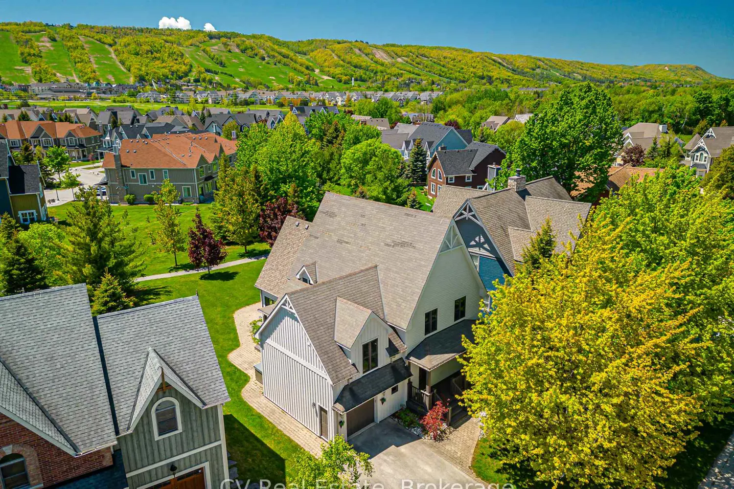 159 Snowbridge Way