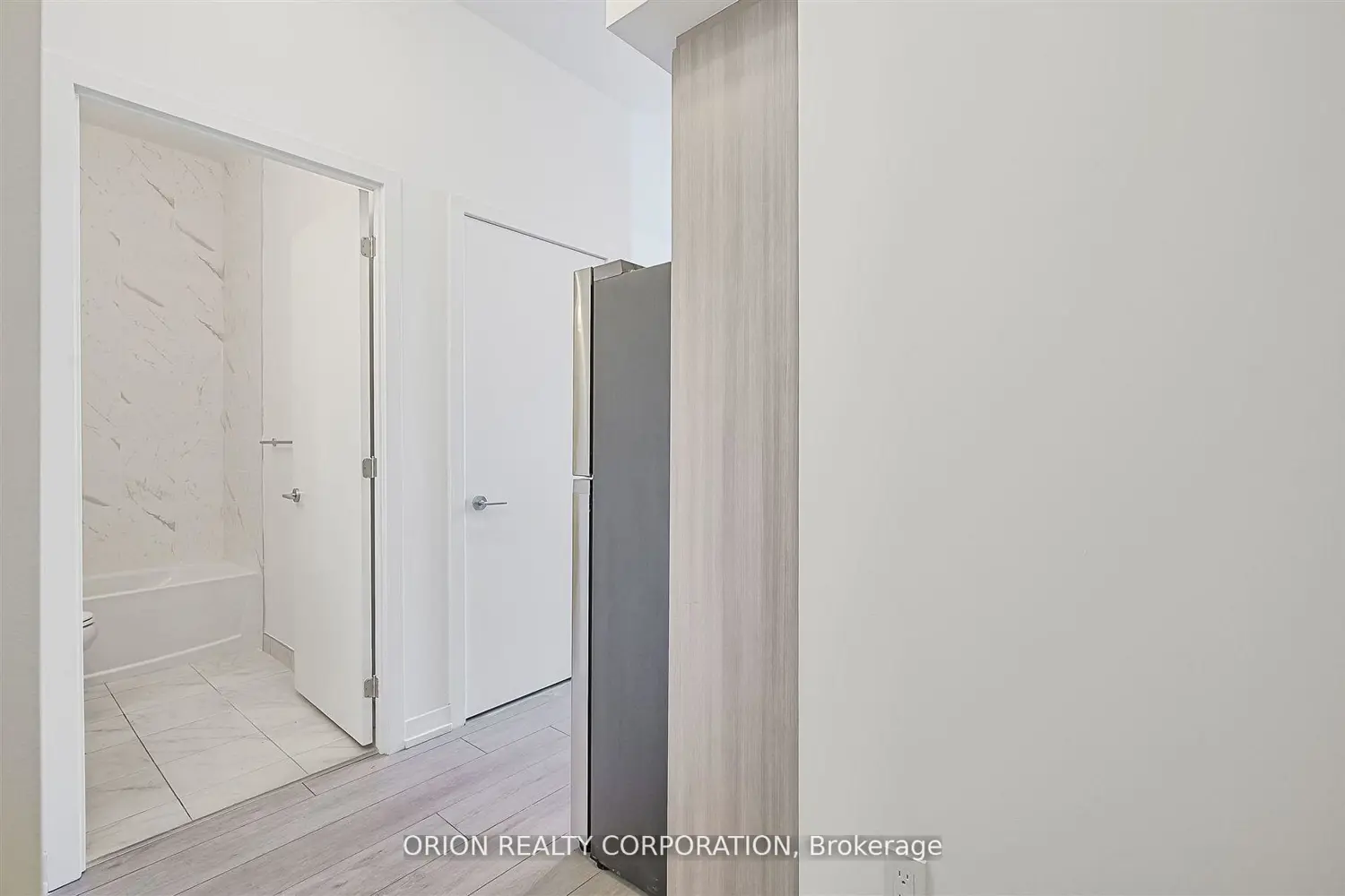 556 Marlee Avenue 110 photo 3