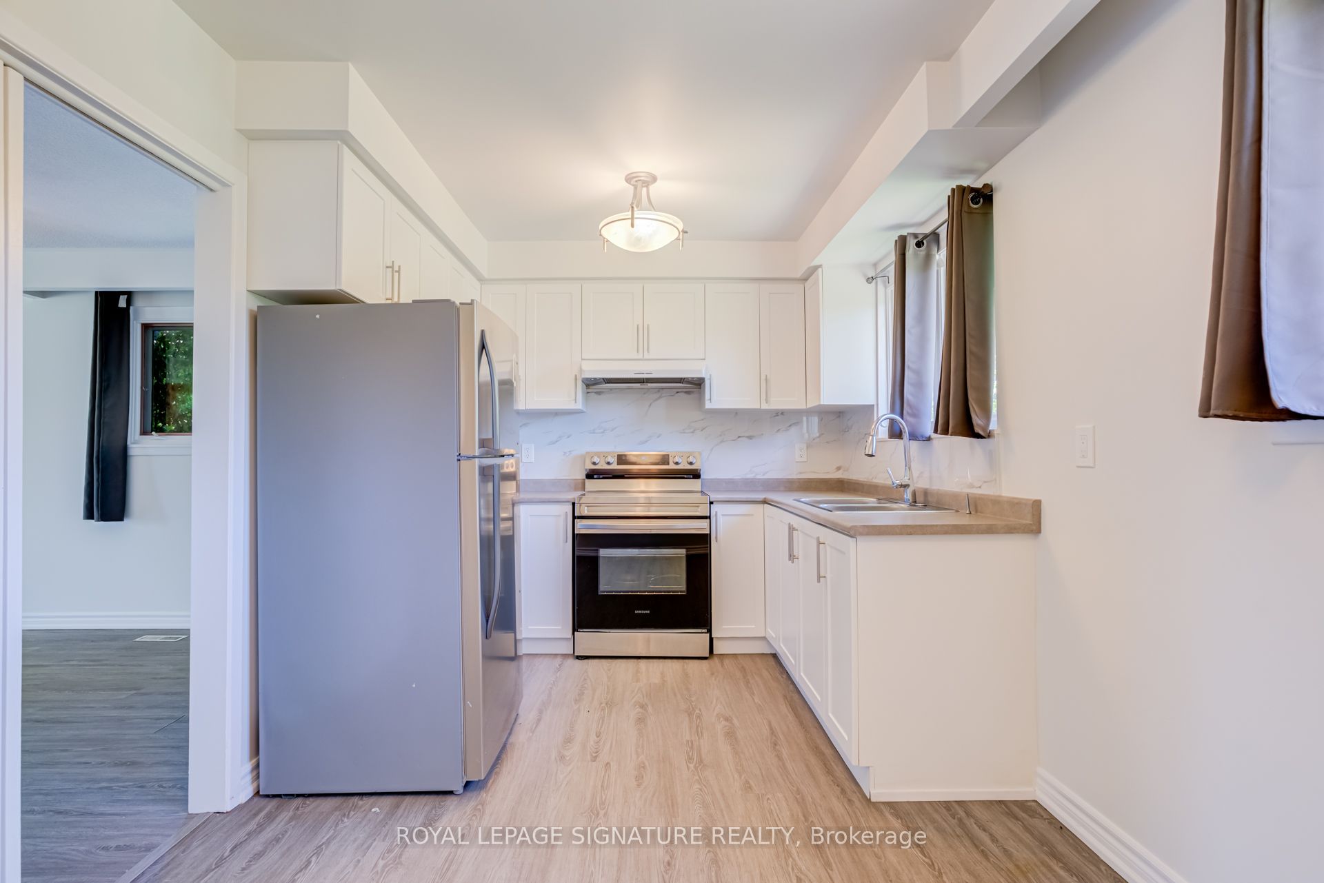 Main-141 Oakmeadow Boulevard, Toronto, ON, M1E 4H2