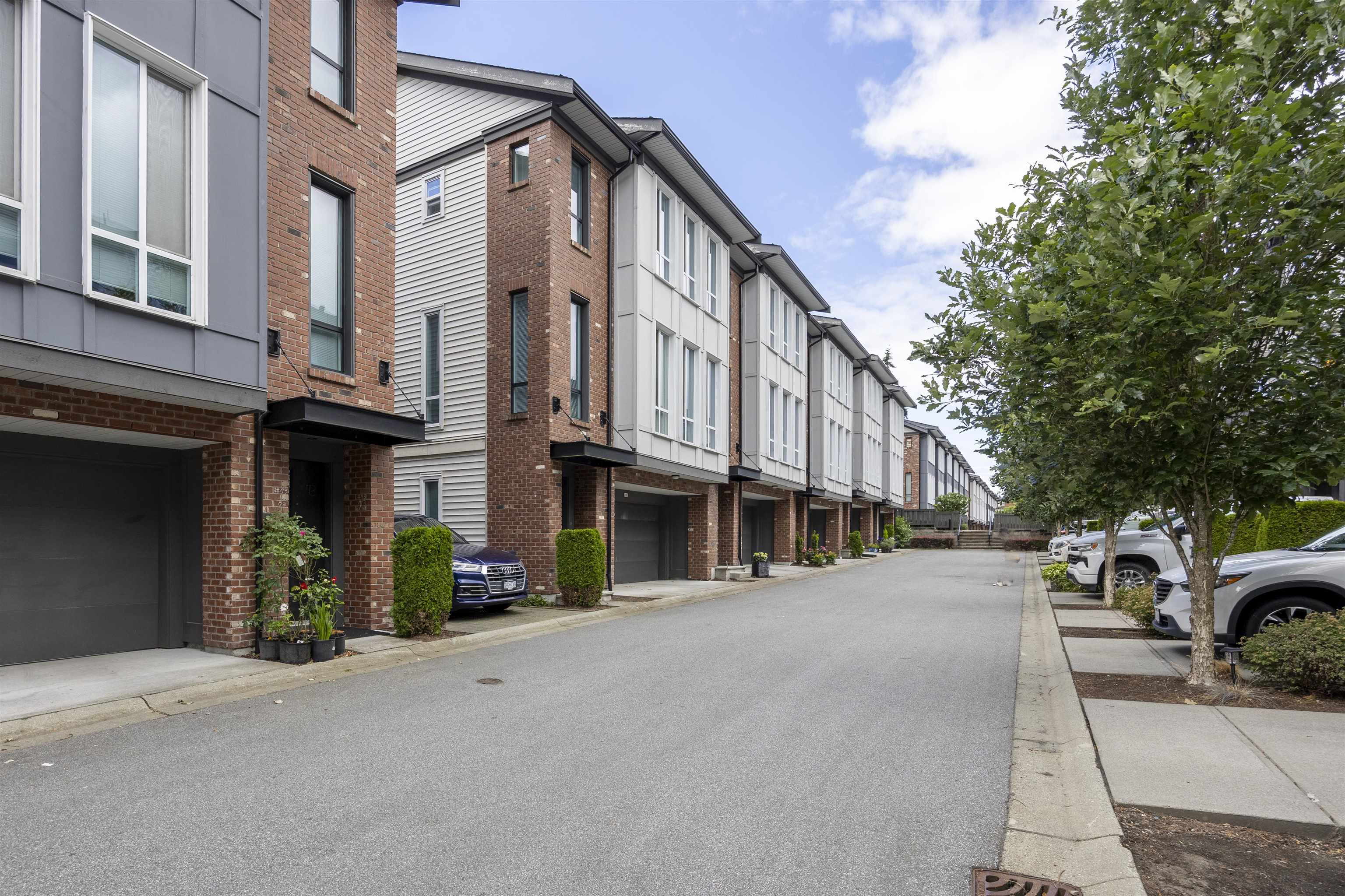 70-15898 27 Avenue, Surrey, BC, V3Z 0T2