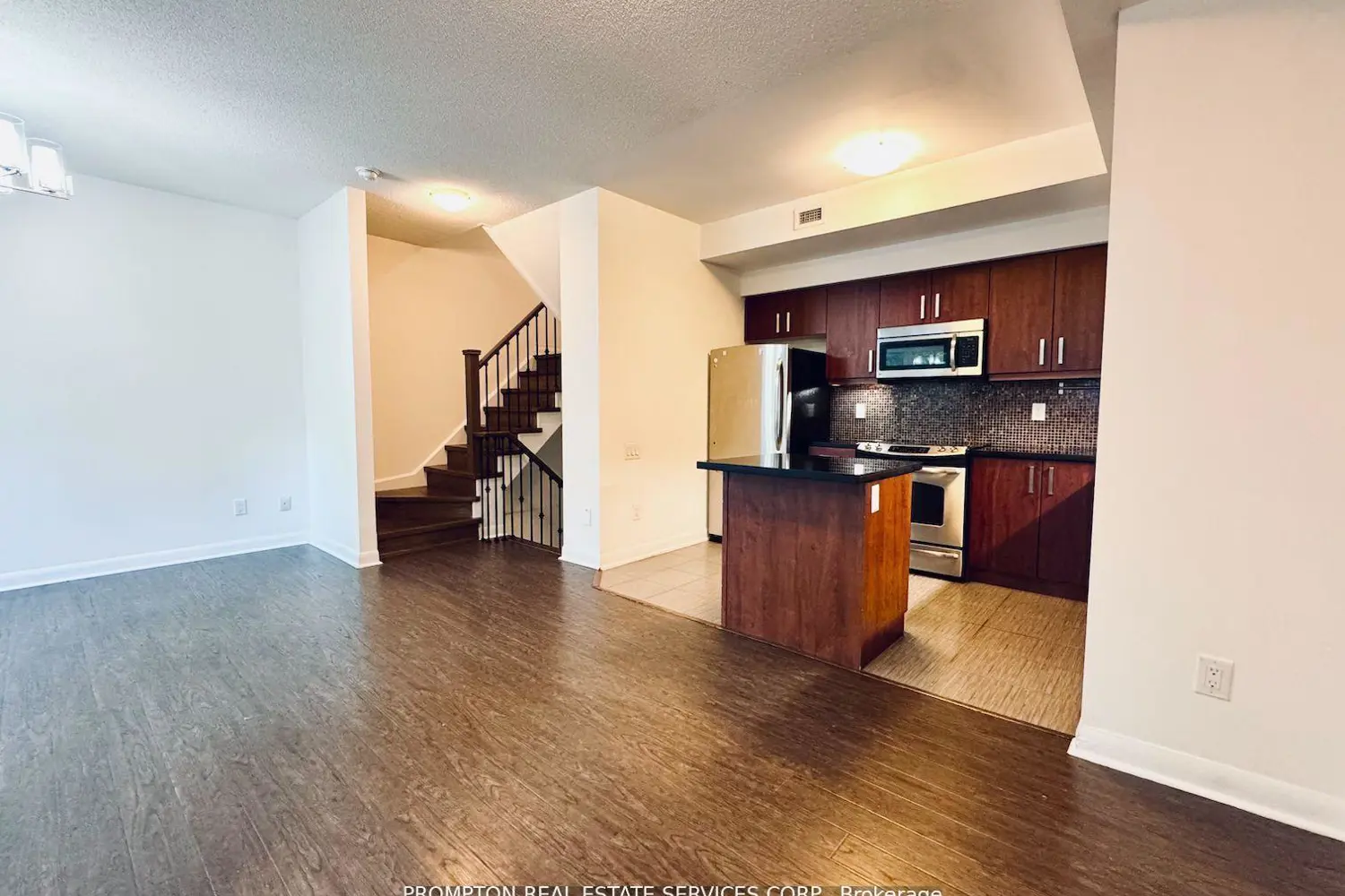 19 Anndale Drive Th10 photo 2