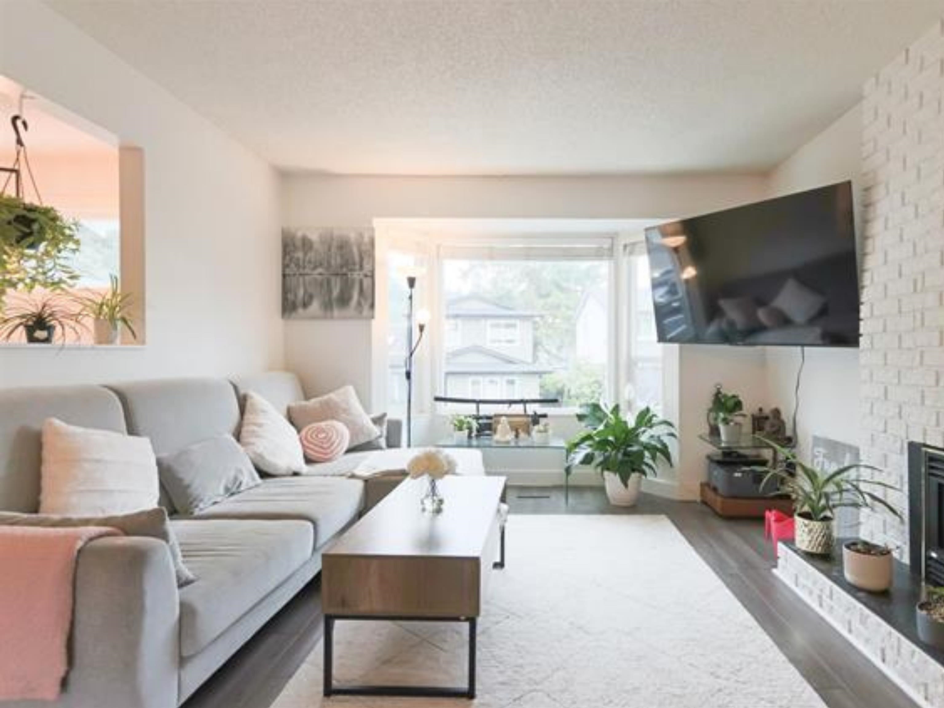 1890 Bow Drive, Coquitlam, BC, V3E 1P6 photo 5