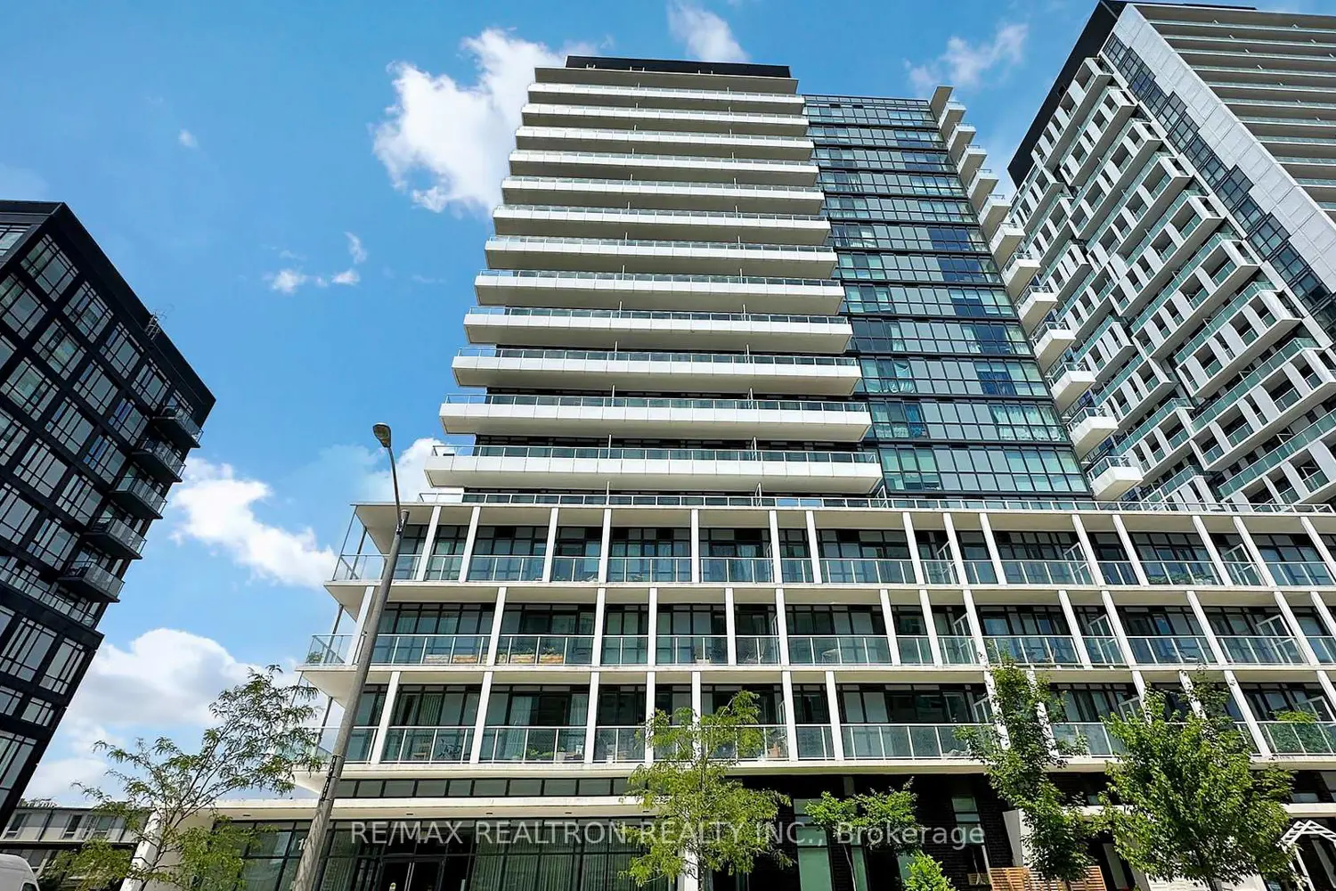 180 Fairview Mall Drive 1605