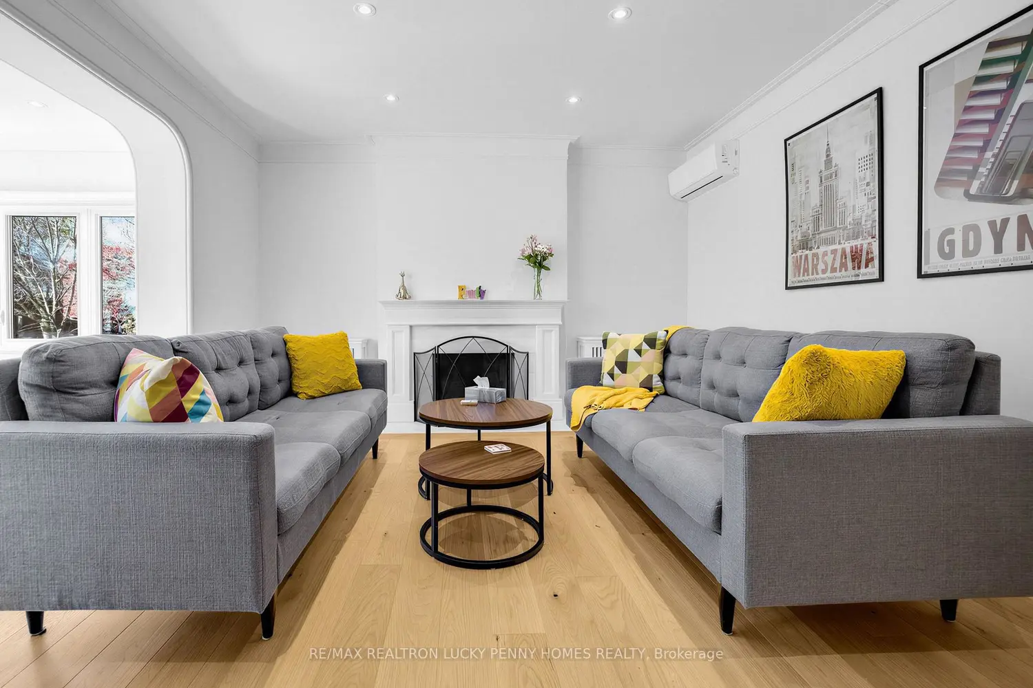 96 Whitehall Road photo 4