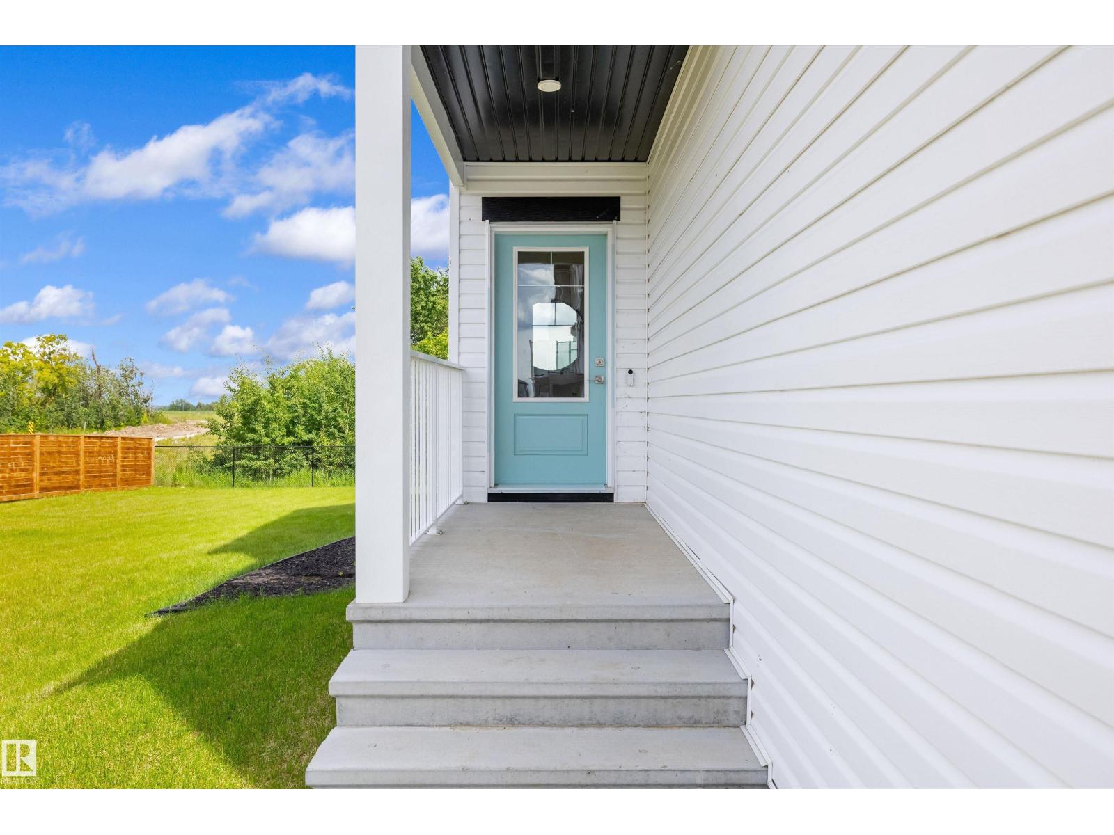 17431 7 Street NE, Edmonton, AB, T5Y4E7 photo 3