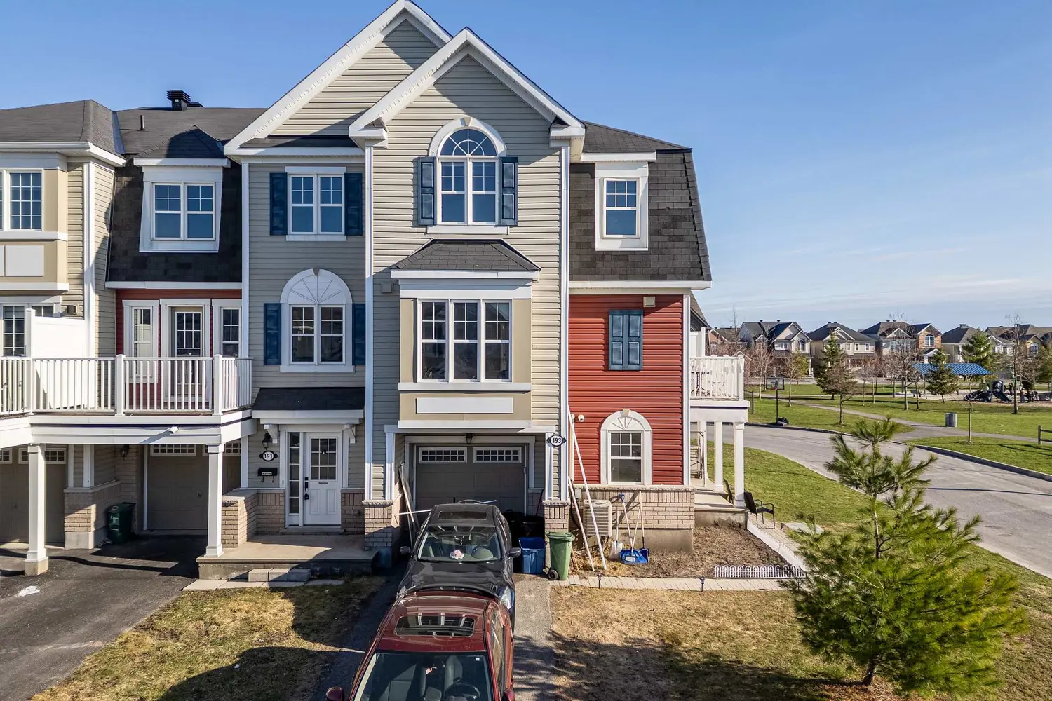 193 Soleil Avenue photo 2