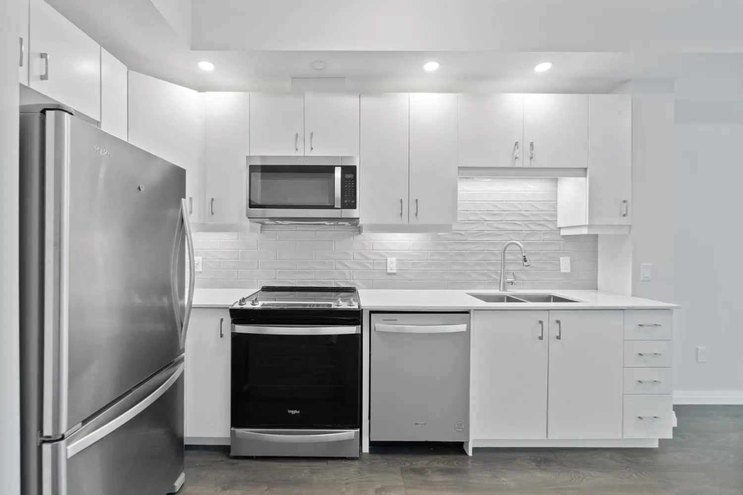 108 Garment Street 404 photo 4