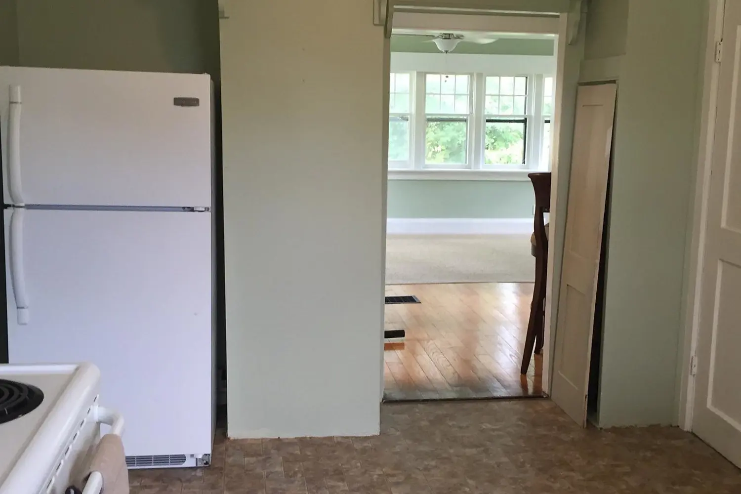 5418 Lakeshore Drive photo 4