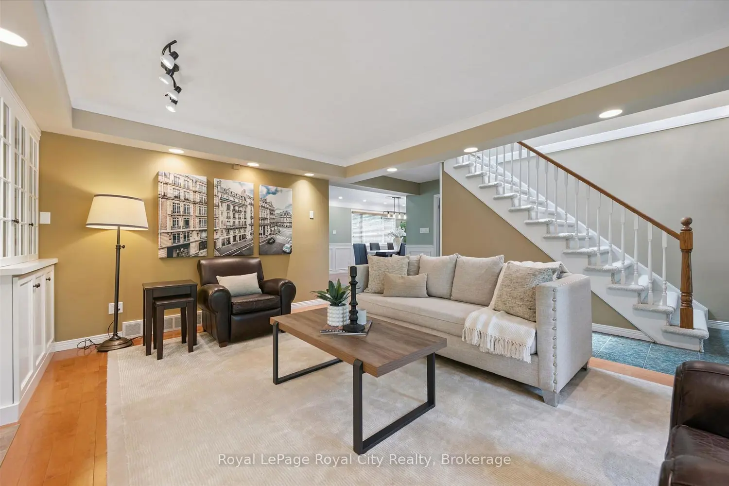 47 Caledonia Street photo 3