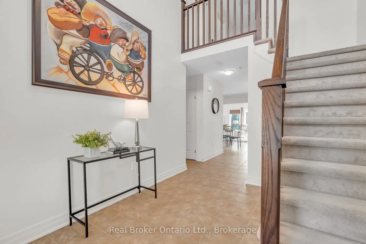 41 Samuel Drive photo 2