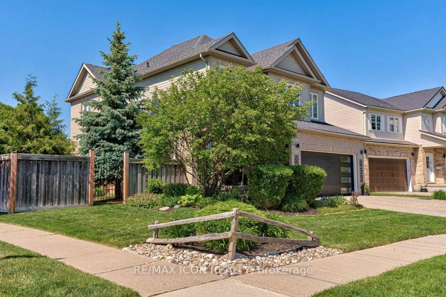 61 Ditner Avenue photo 3