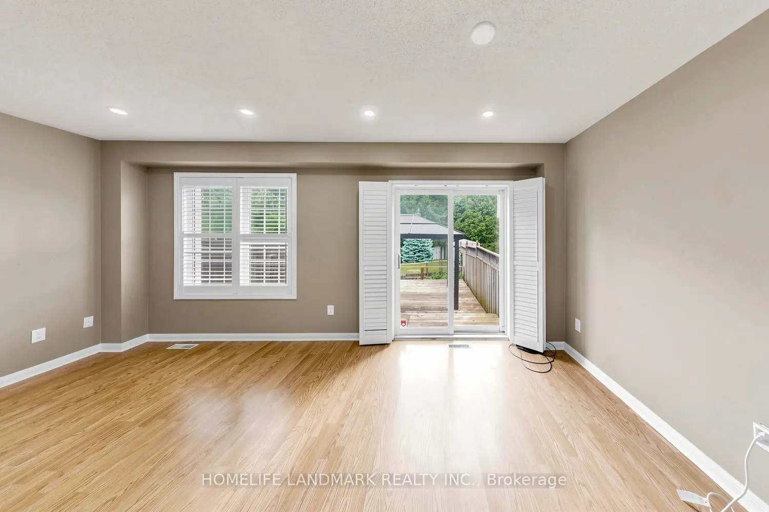 78 Bonello Crescent photo 3