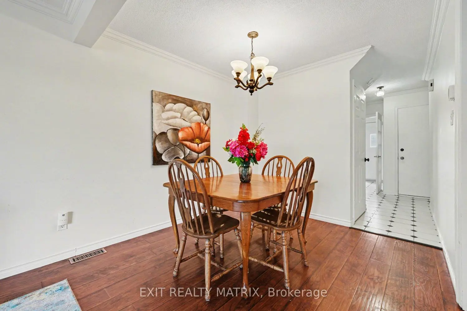 112 Castlefrank Road photo 4