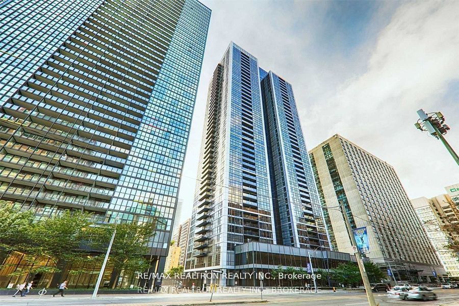 711-28 Ted Rogers Way, Toronto, ON, M4Y 2T4