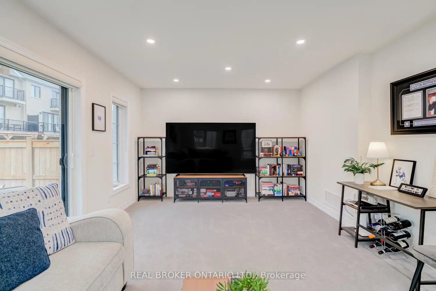 12 Icemaker Way photo 3