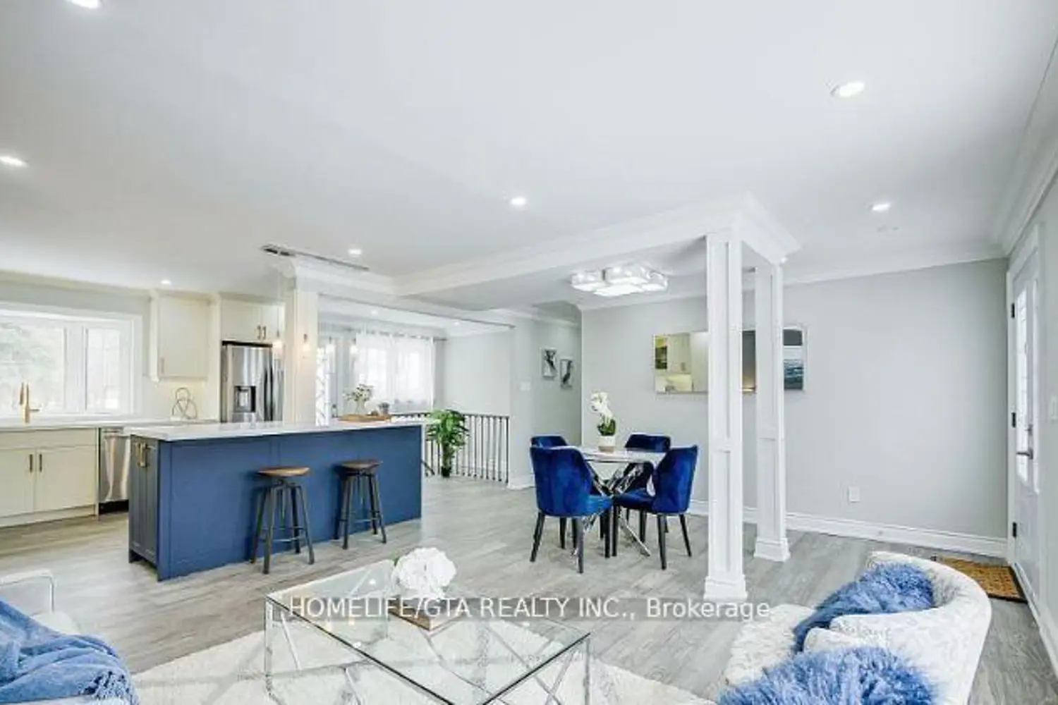 480 Valley Drive photo 3