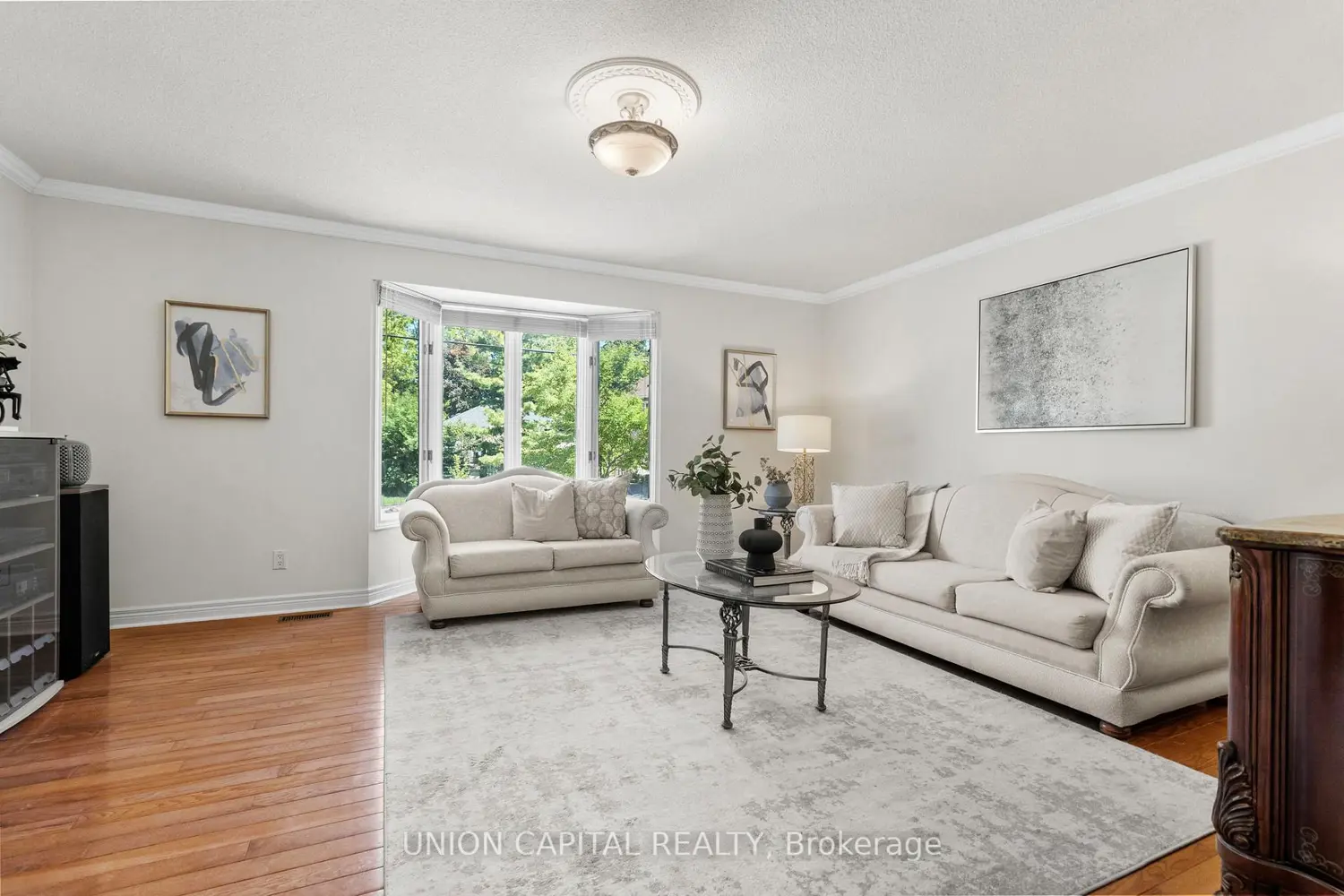 99 Abitibi Avenue photo 2
