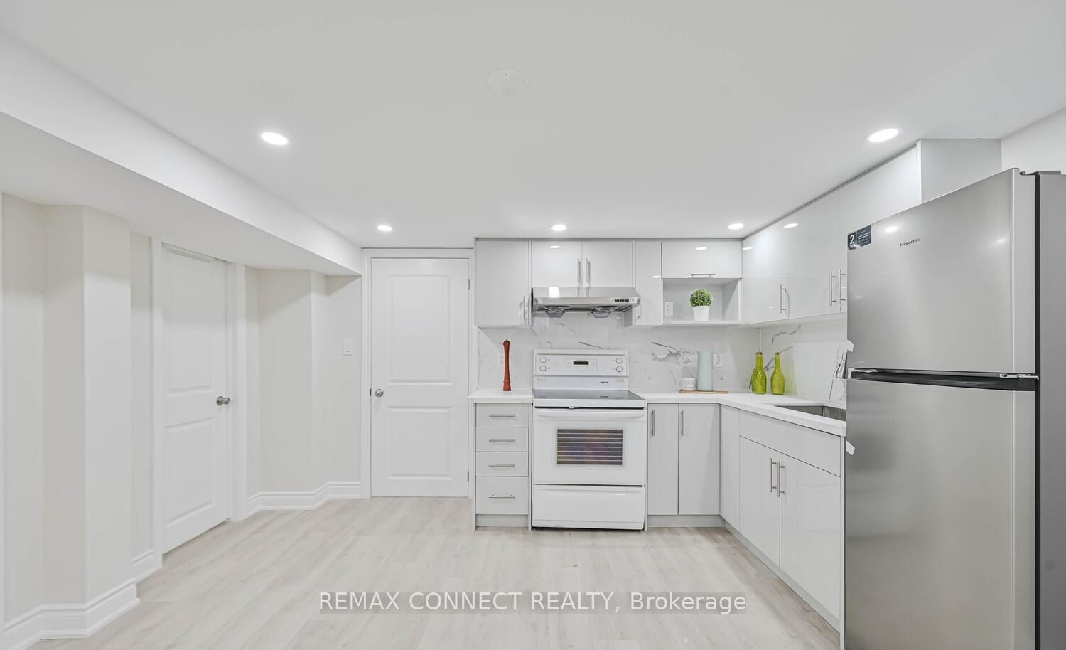 55 Taysham Crescent, Toronto, ON, M9V 1X1 photo 4
