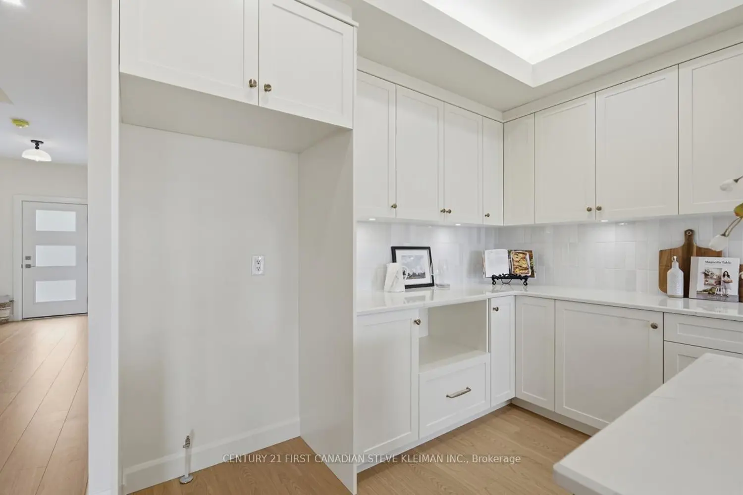 2840 Buroak Drive 104 photo 3