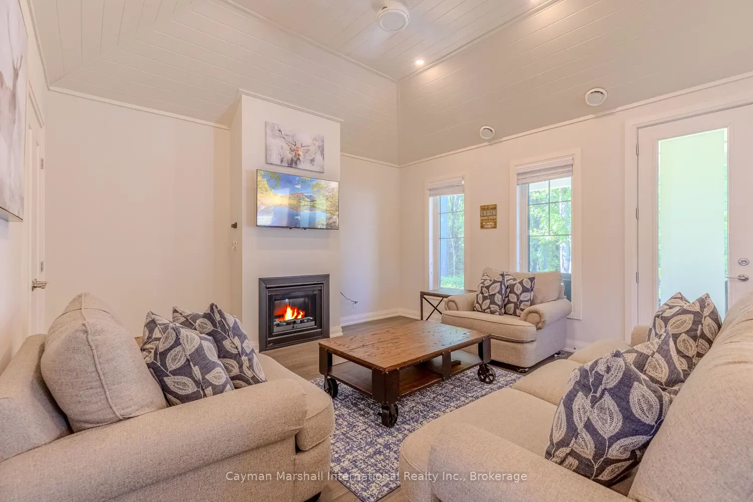 2054 Peninsula Road 15 photo 3