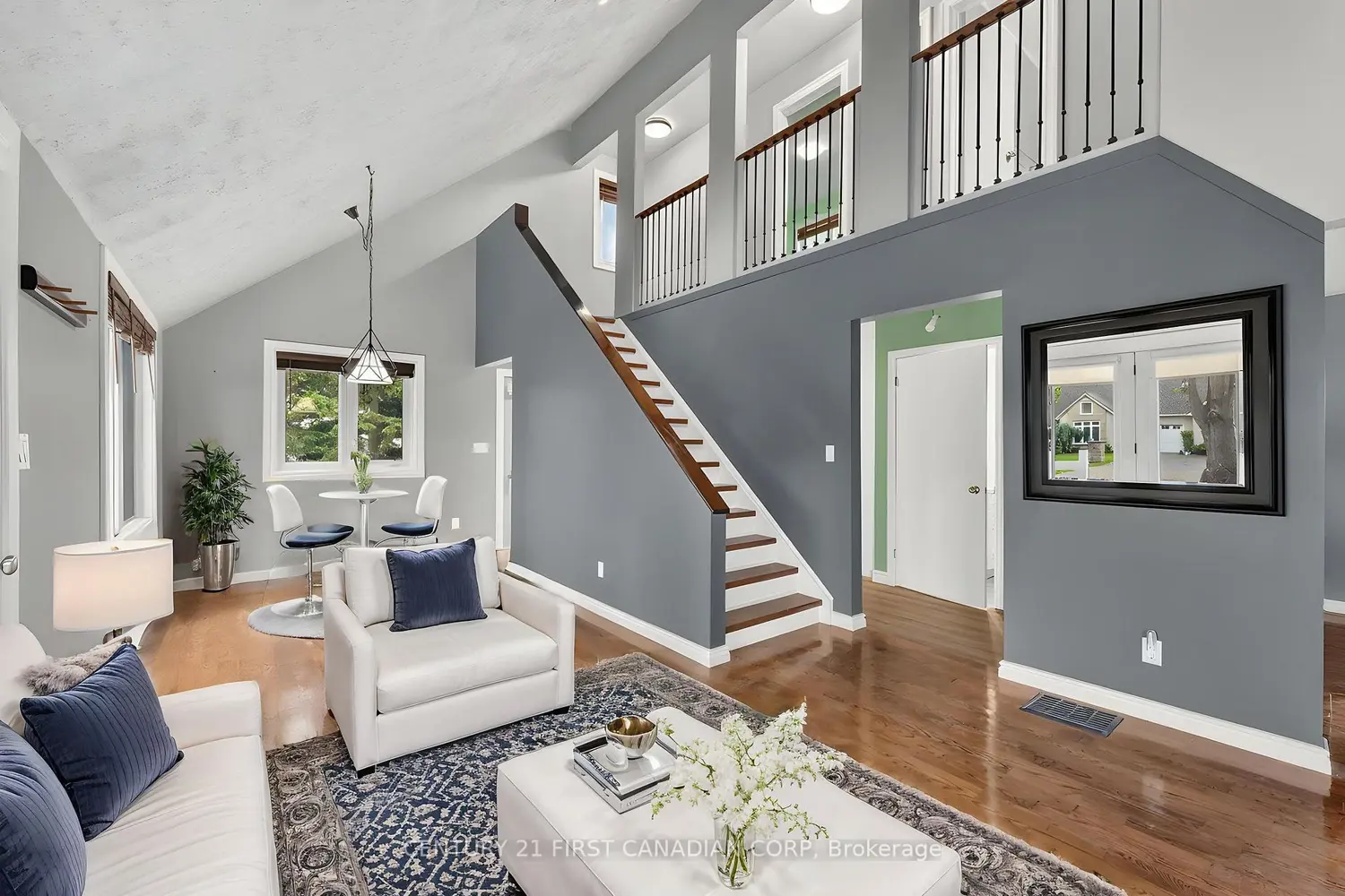 33943 Sunnyridge Road photo 3