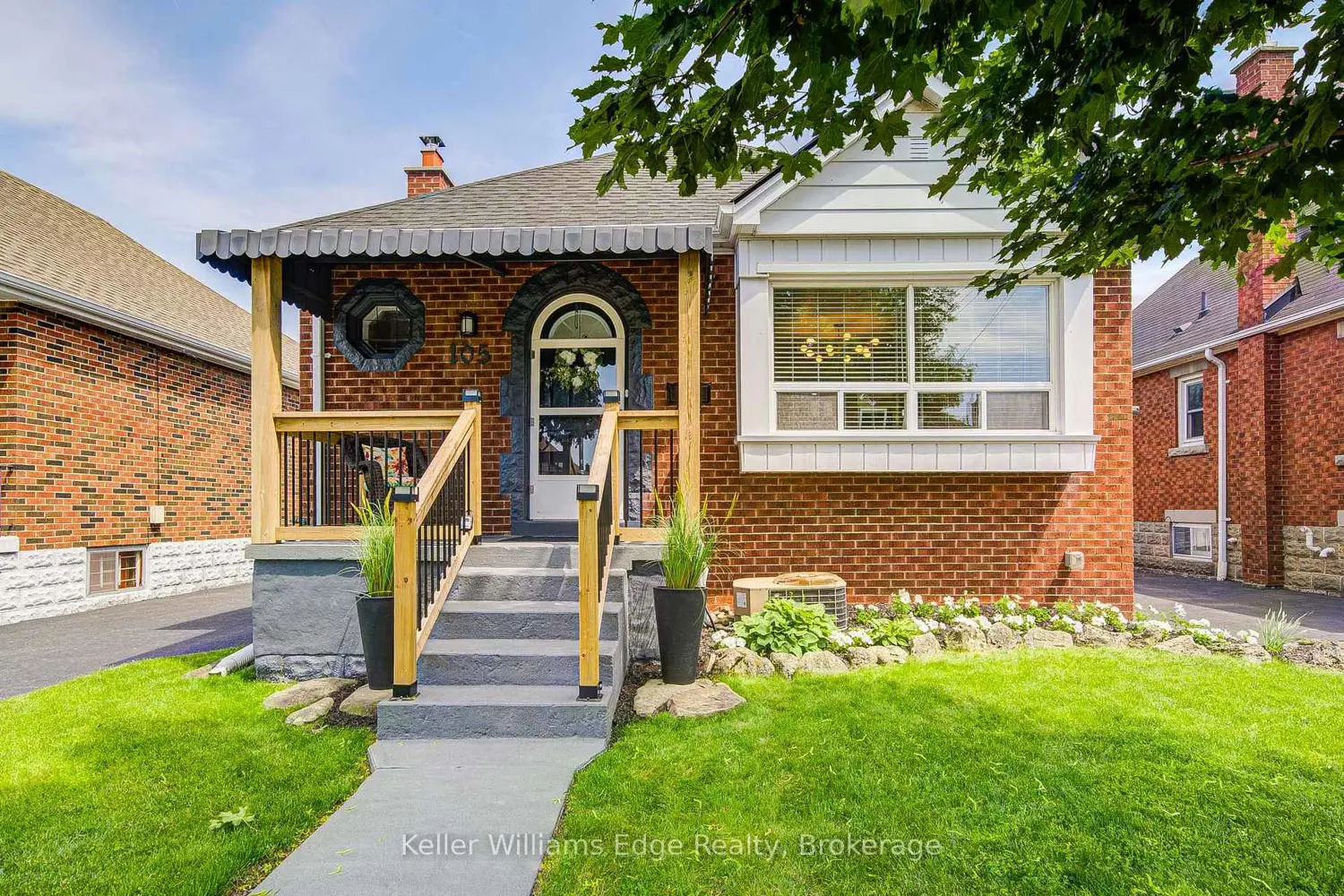 105 Weir Street photo 2