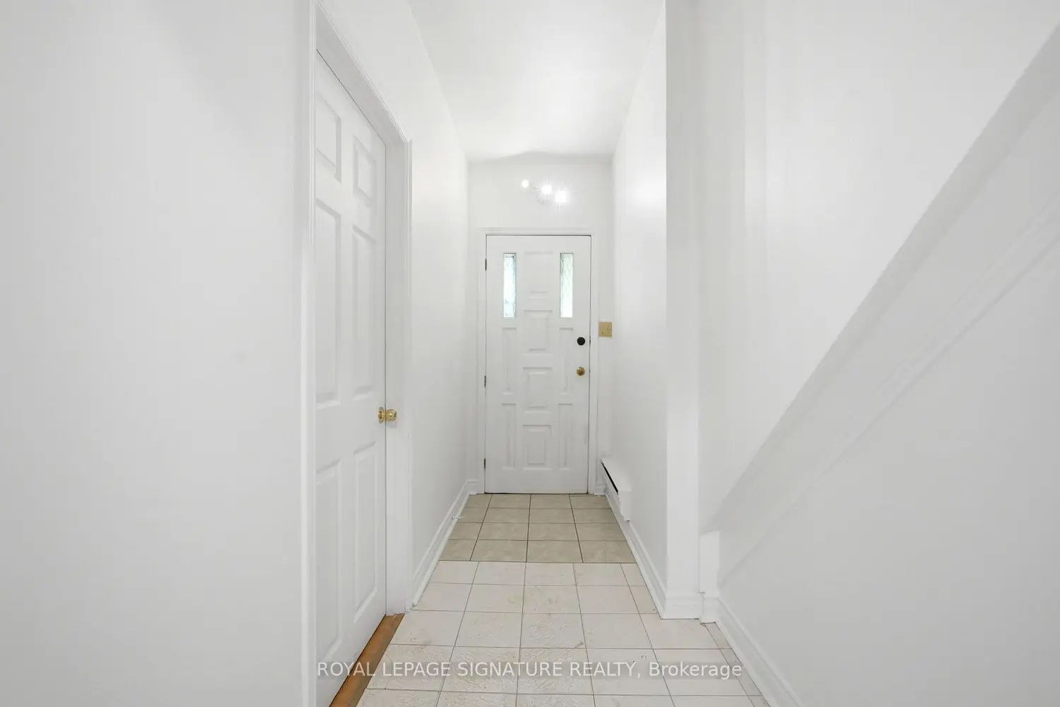 227 Woodfield Road photo 2