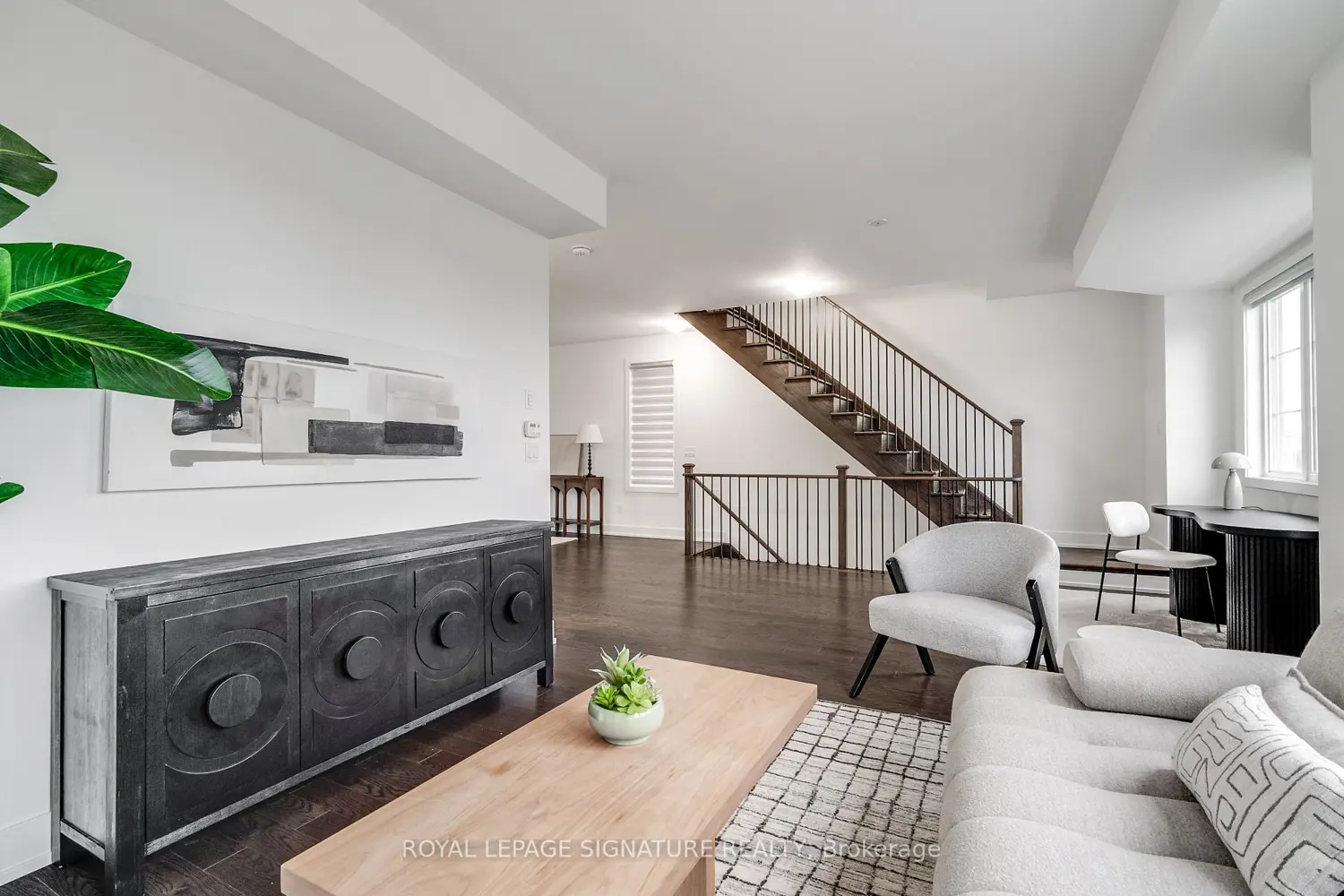 10 Sobczak Drive photo 2