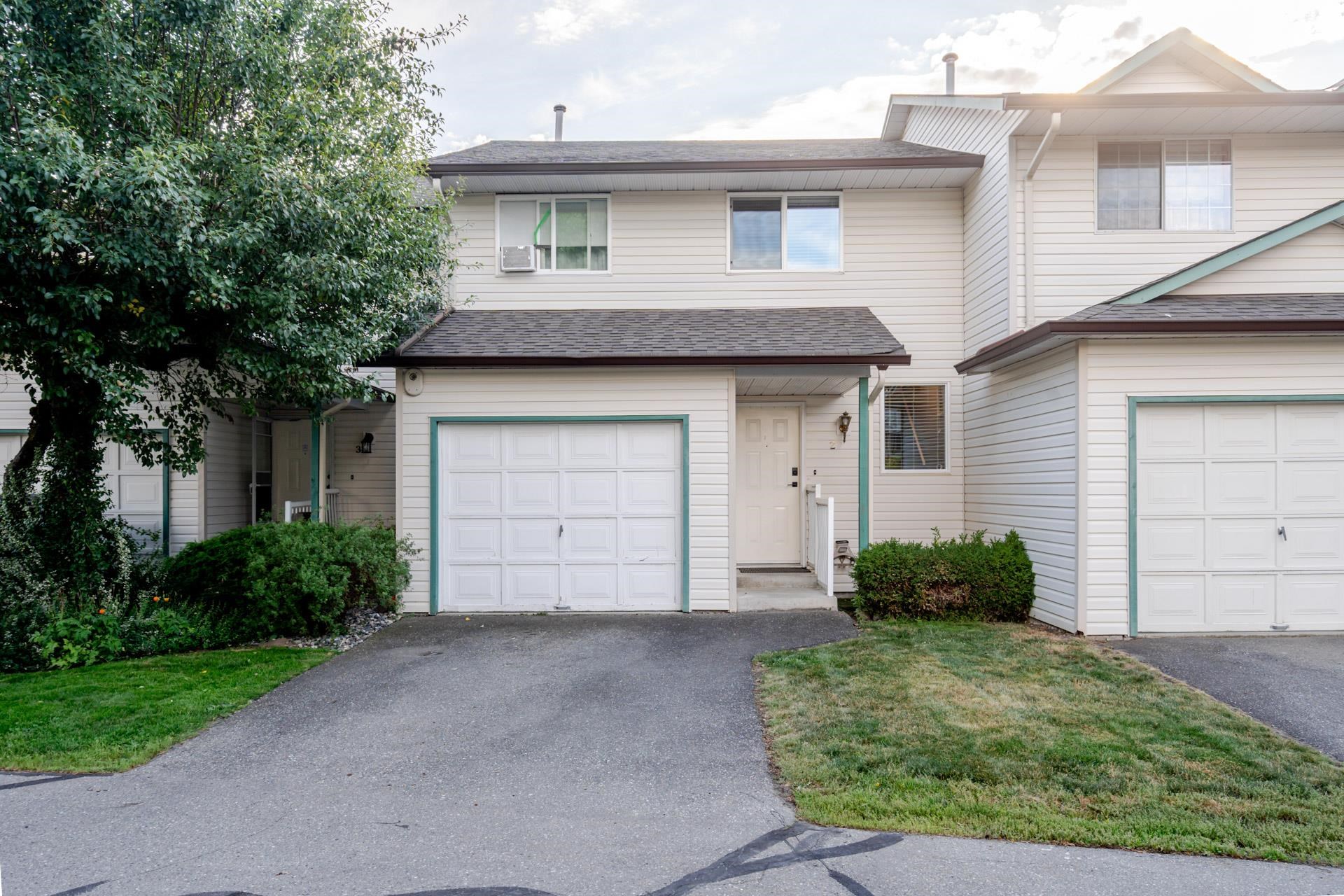 2-45640 Storey Avenue, Chilliwack, BC, V2R 3C5