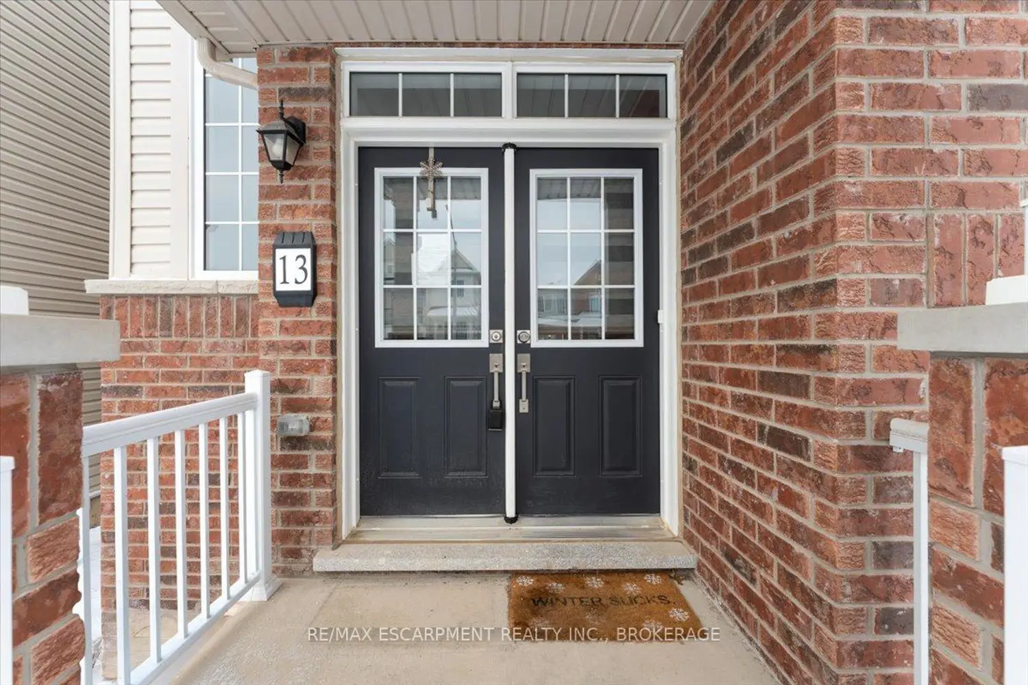 13 Steven Drive photo 4