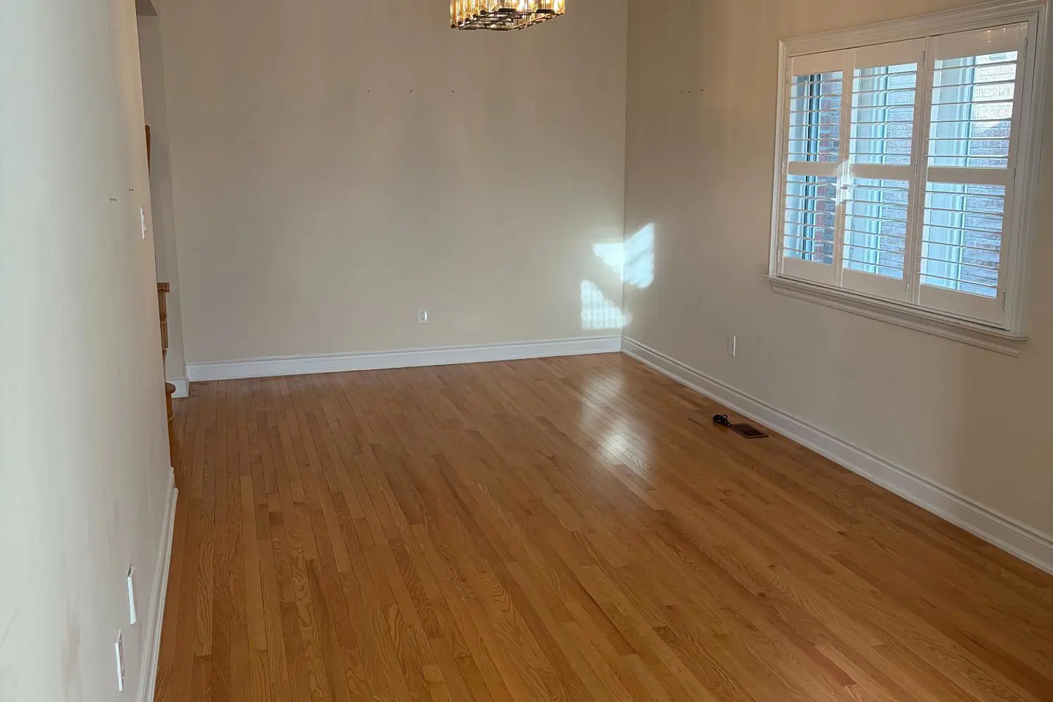 148 Milby Crescent photo 5