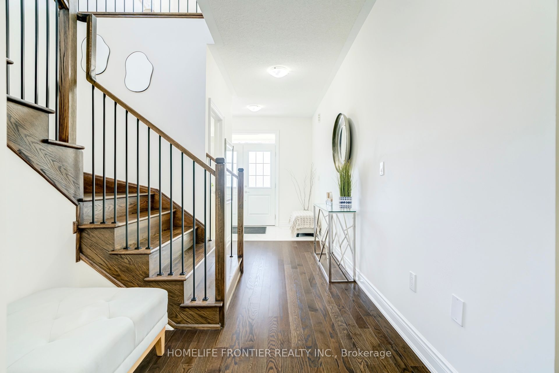 16 Gladmary Drive, Brampton, ON, L6Y 6K9 photo 2