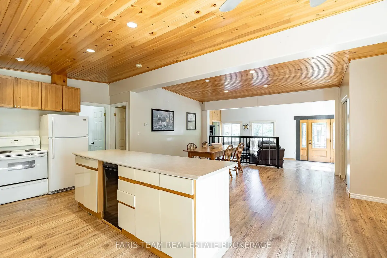 1226 Baseline Road photo 3