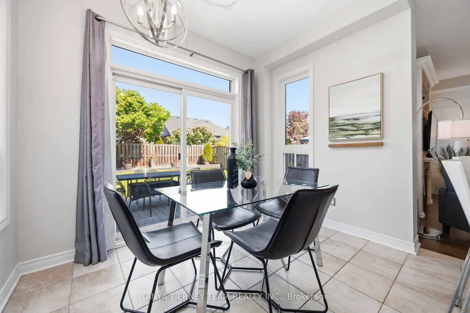 9 Penhurst Drive photo 3