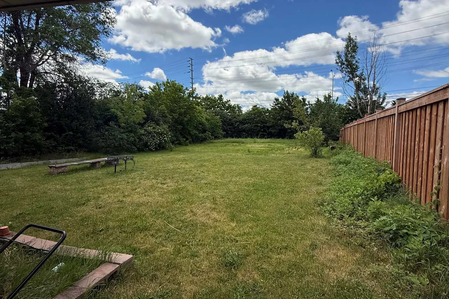 7530 Redstone Road photo 4