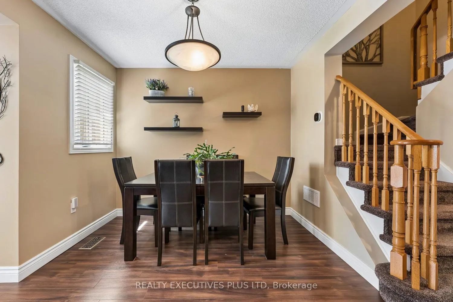 51 Ashbrook Way photo 3