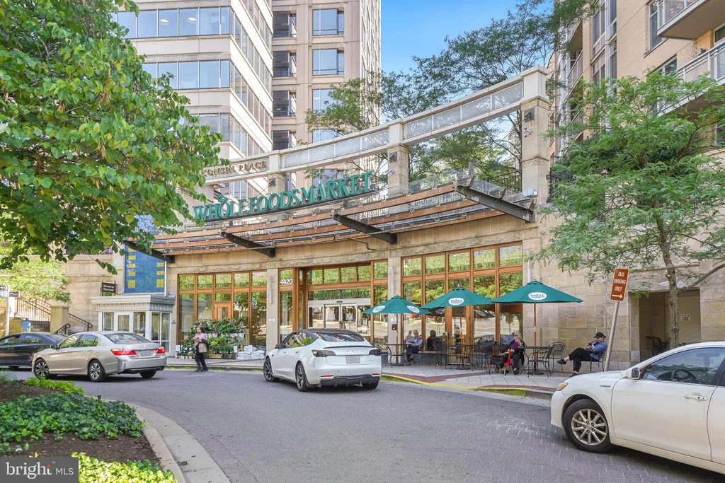 5500 Friendship Boulevard Unit 2017N, Chevy Chase, MD 20815