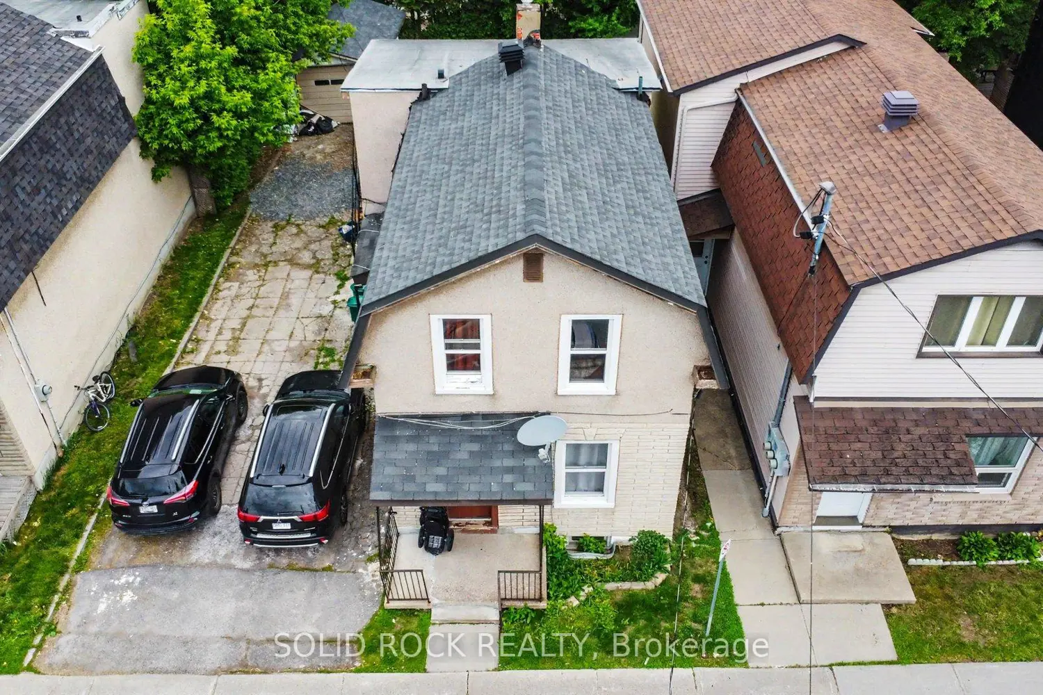 89 Marier Avenue photo 3