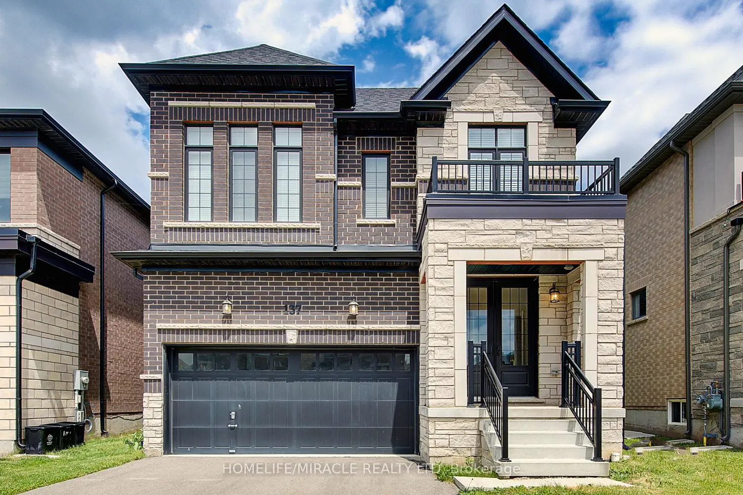 137 Silverwood Crescent