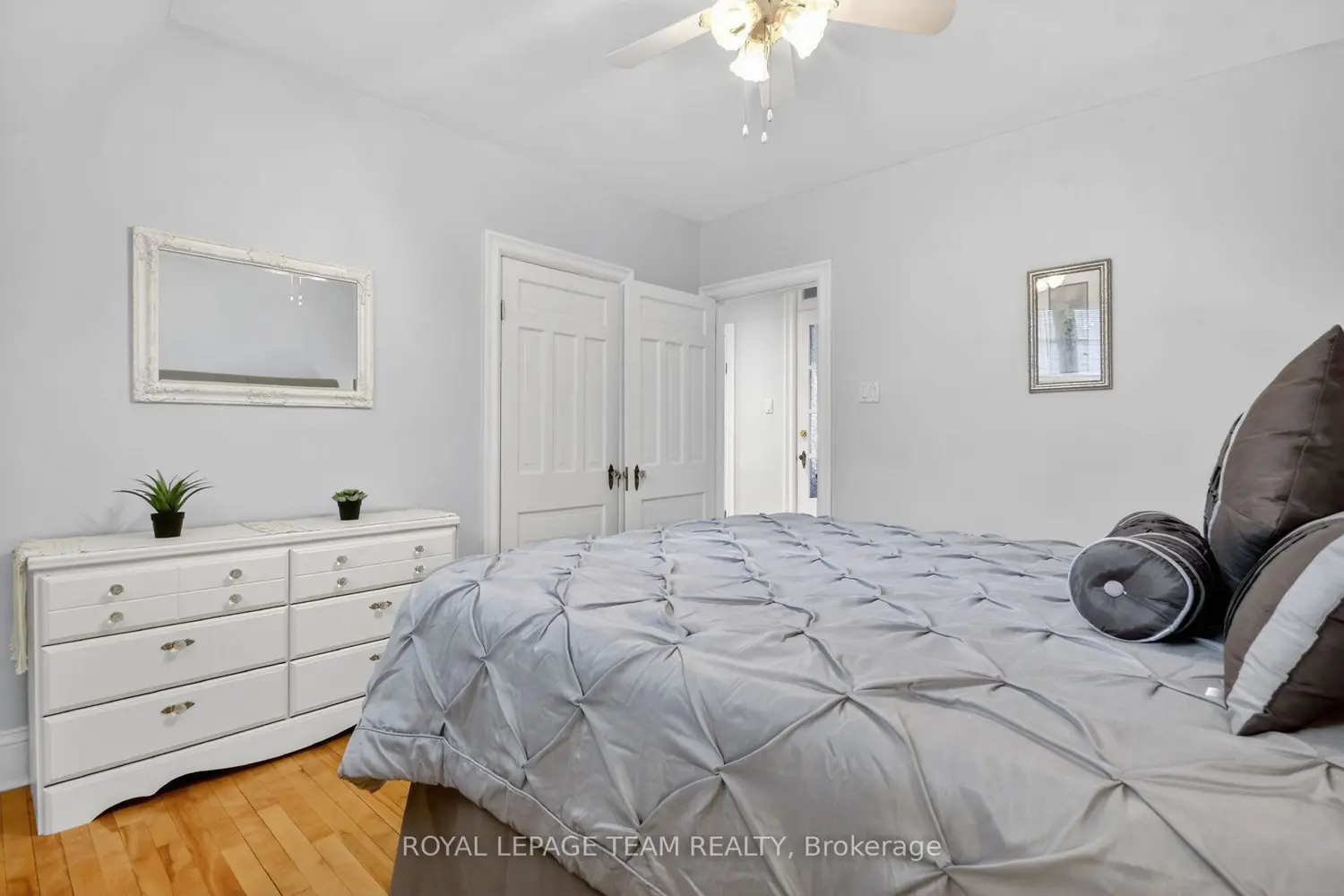 64 Delaware Avenue photo 5