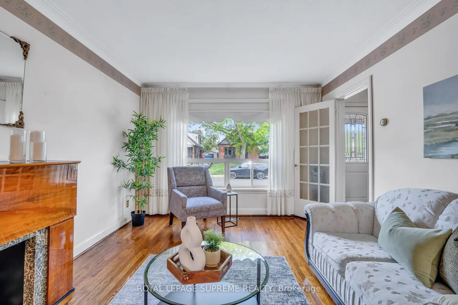 102 Binswood Avenue photo 5