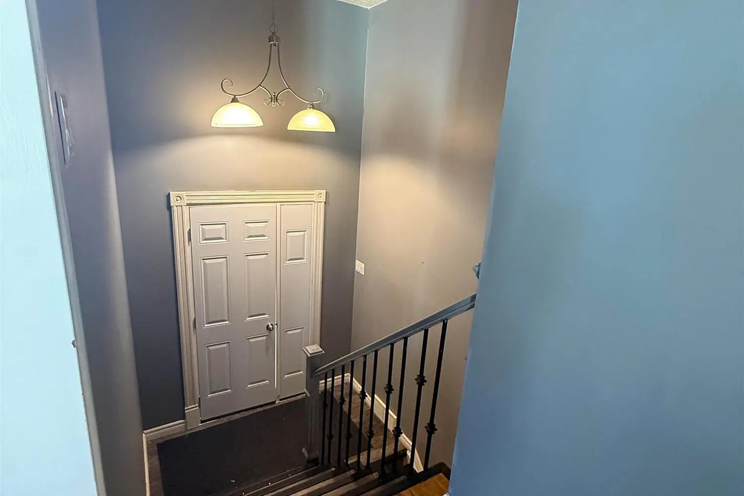 108 Highland Crescent photo 5
