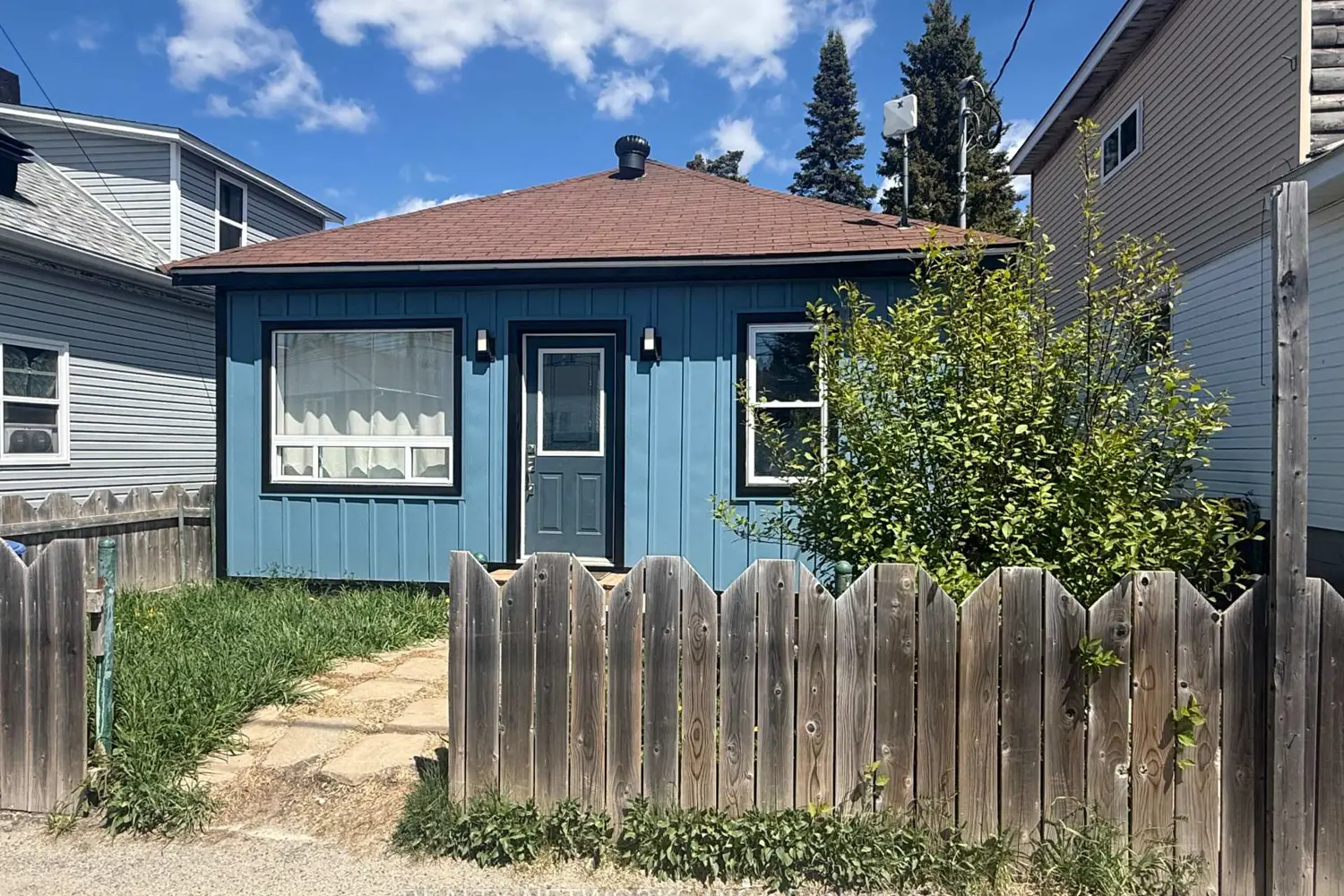 109 Croatia Avenue photo 2