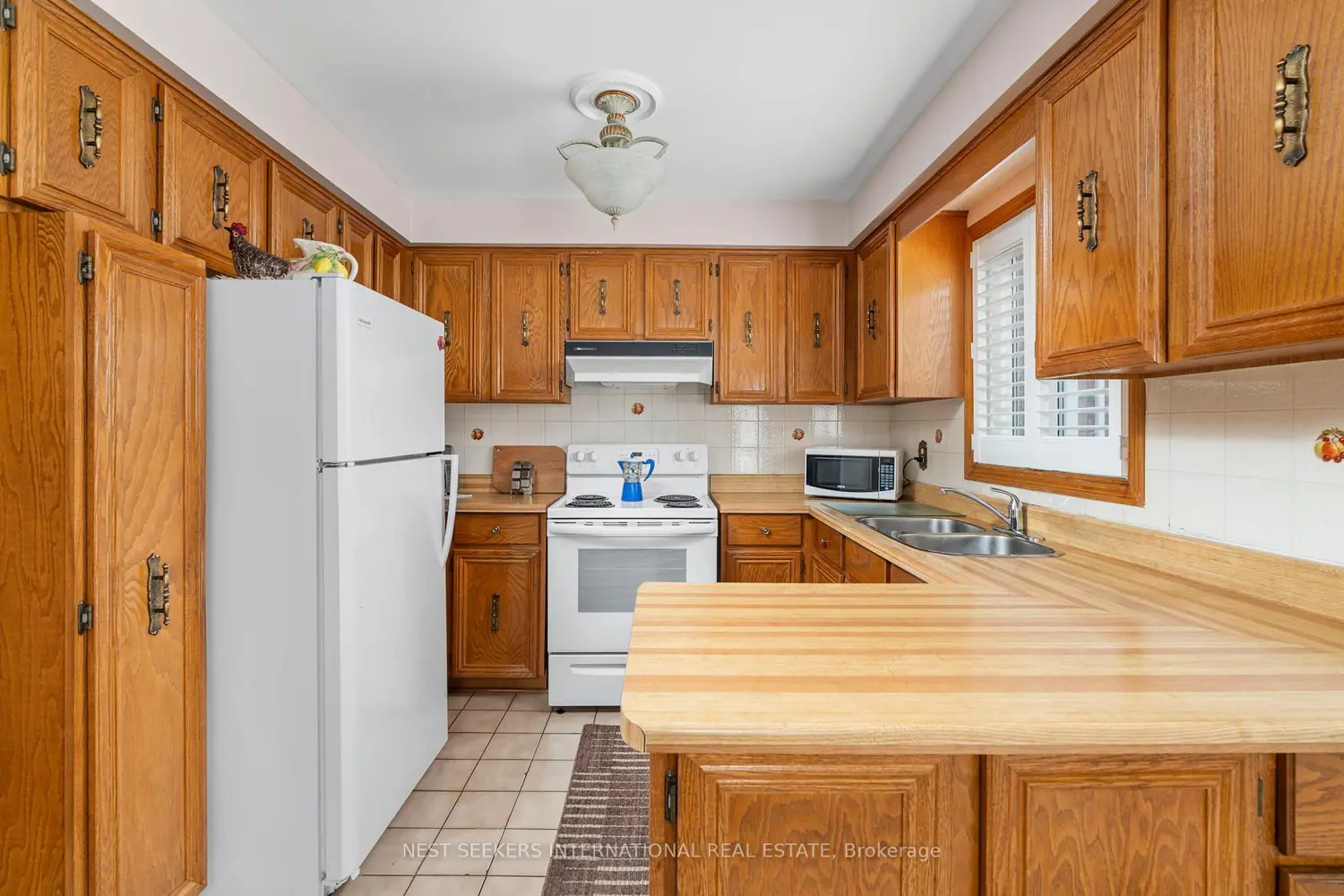 19 Kaiser Drive photo 4