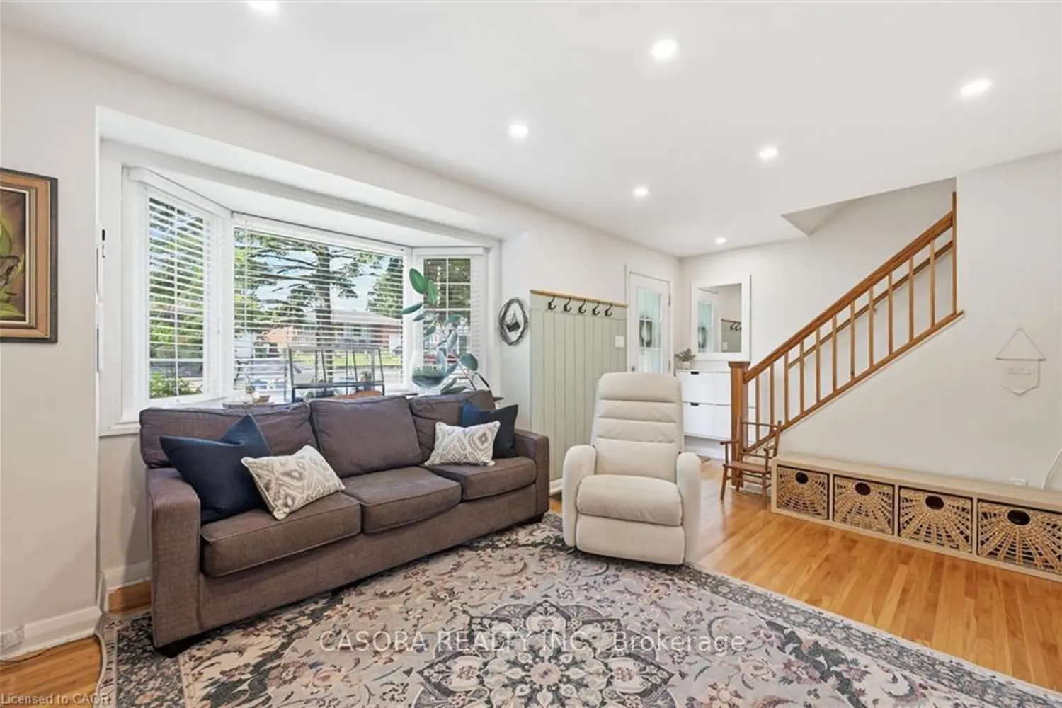 2273 King Street photo 5