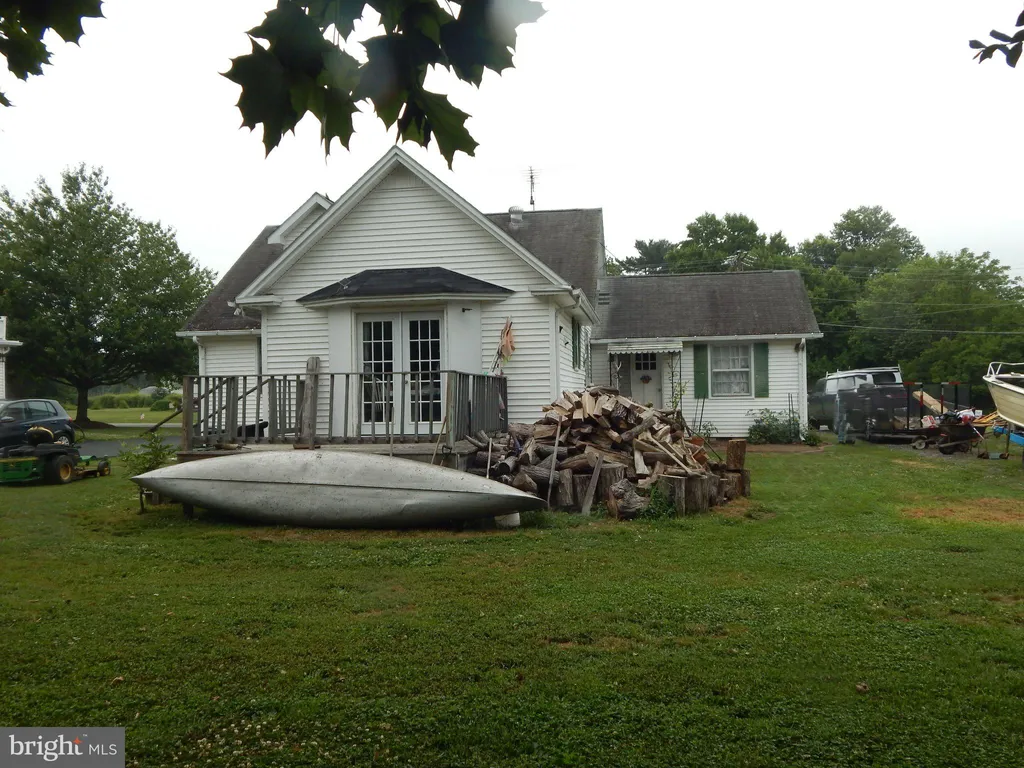5548 S Main Street, Rock Hall, MD 21661