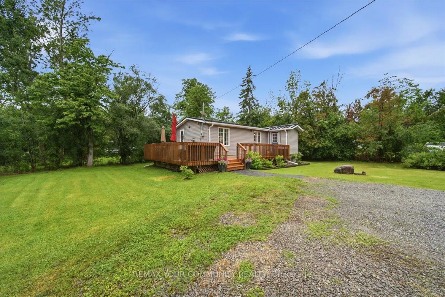 25246 Commodore Road photo 3