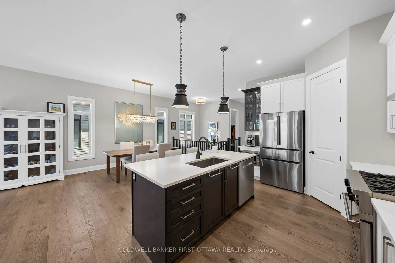 108 Scorpio Mews photo 5