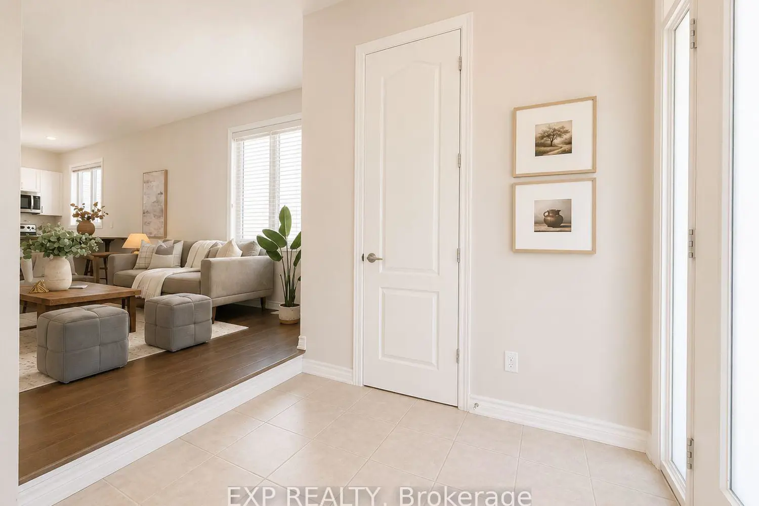 516 Loury Row photo 4