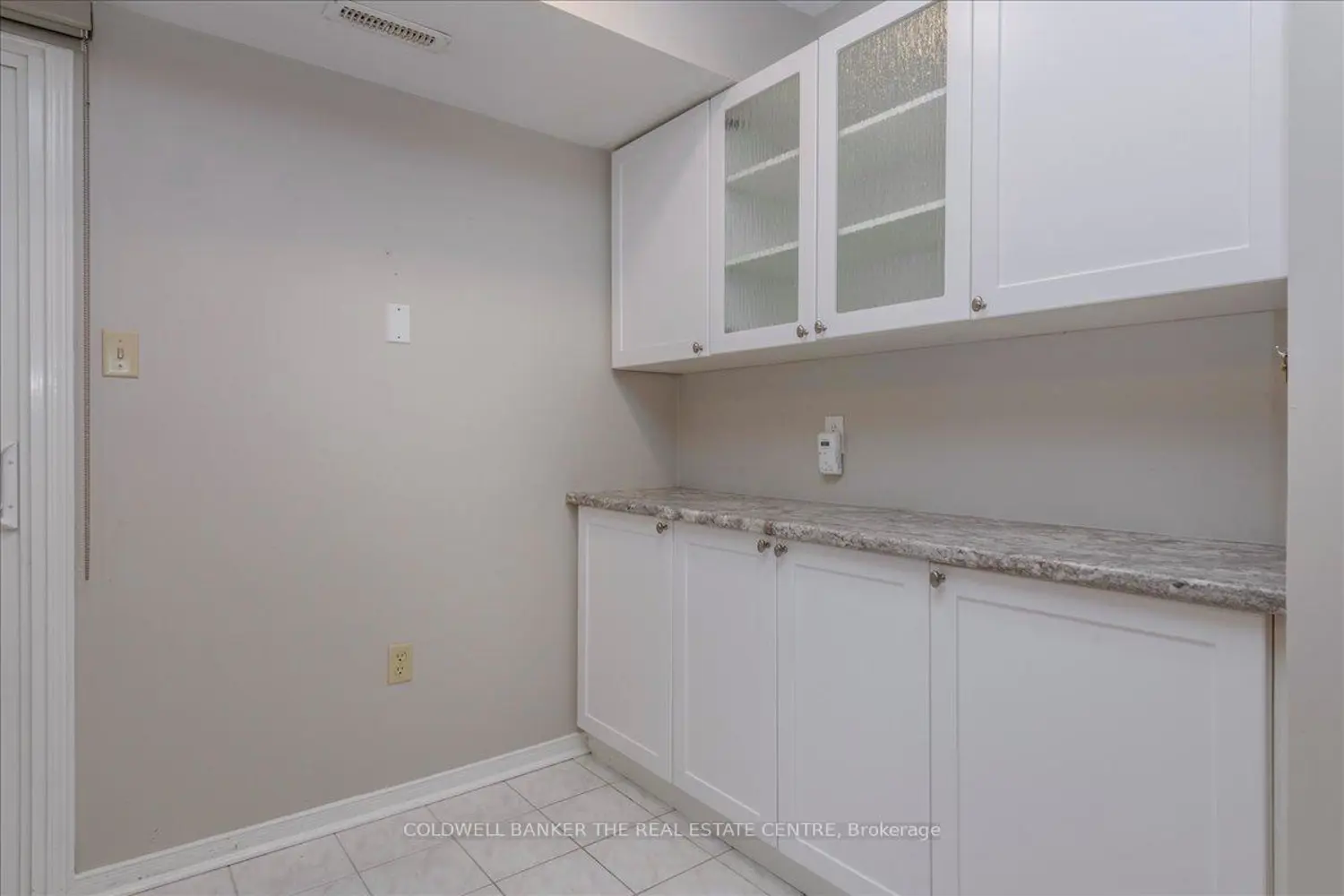 119 D'ambrosio Drive 9 photo 3